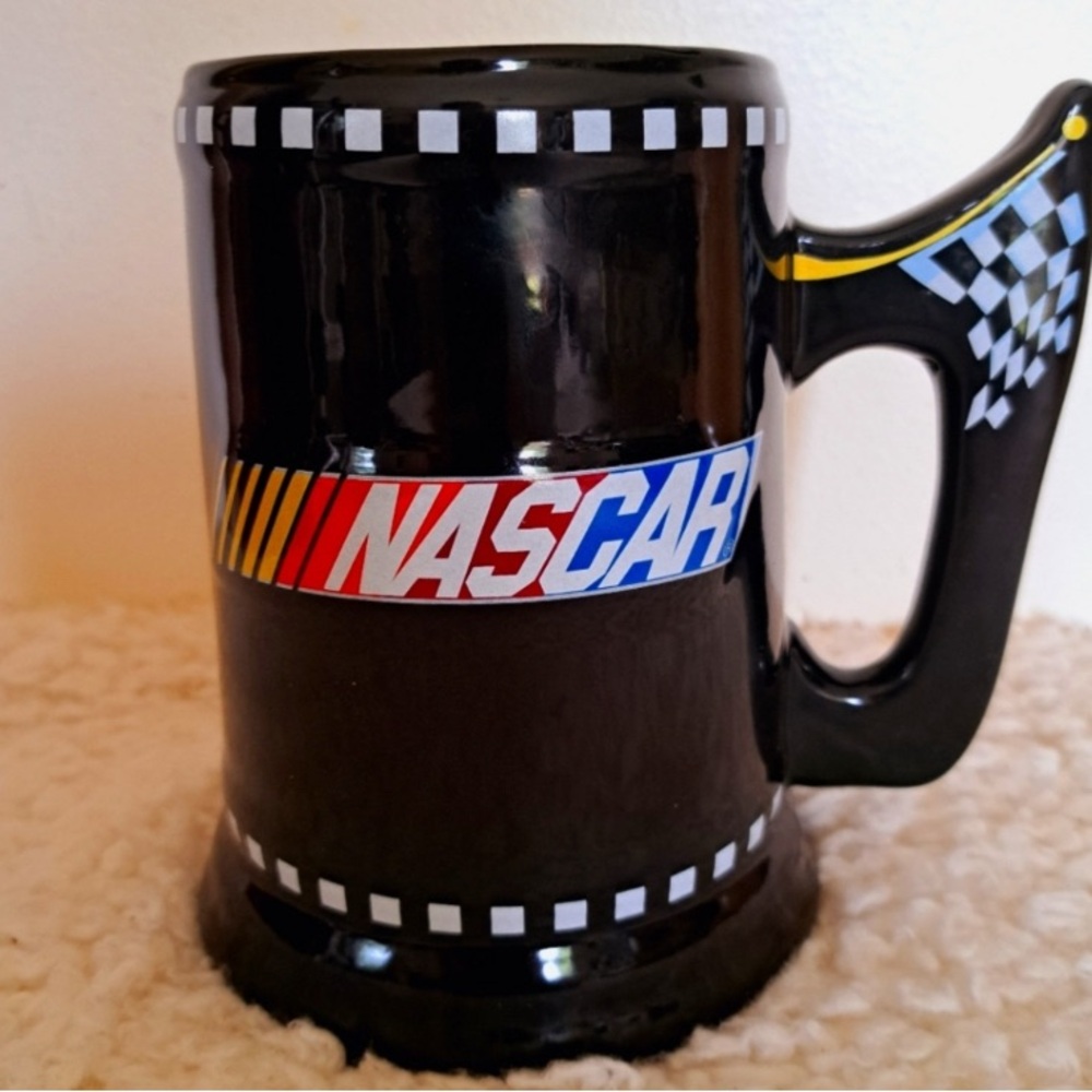 Nascar 2003 Black Racing Mug with Checkered Flag Design